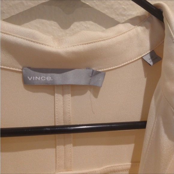 Vince Women’s Cross Front Jumpsuit Cream Size L Blouse One Piece V Neck - Picture 7 of 13